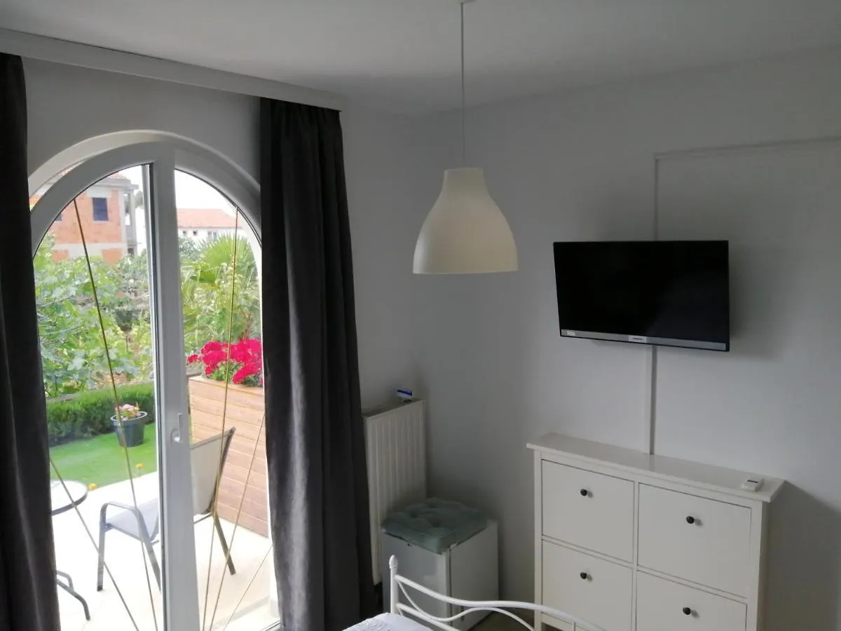 Marko Rooms Krk Town 4*,  Croazia